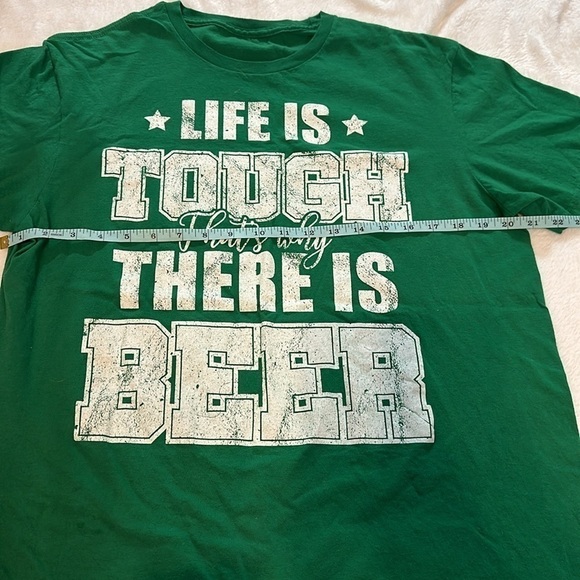 Life is Tough That’s Why There Is Beer Graphic Green Tank Mens Large - Picture 2 of 4